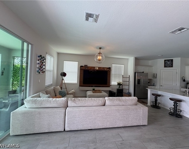 2458 Orchard Street - Photo Thumbnail 18