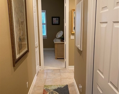 2662 Bolero Drive - Photo Thumbnail 17