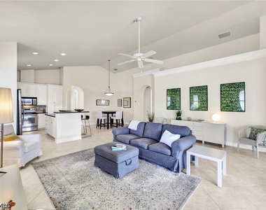 684 98th Avenue N - Photo Thumbnail 5