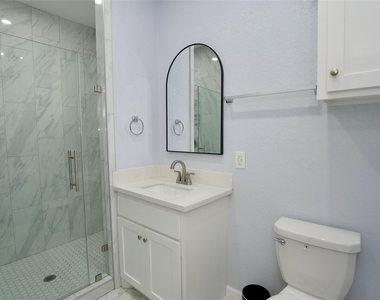 3710 Yellowstone Boulevard - Photo Thumbnail 9