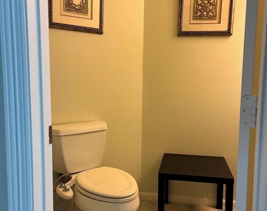 21806 Silverpeak Court - Photo Thumbnail 17