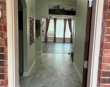 21806 Silverpeak Court - Photo Thumbnail 1