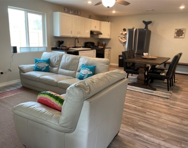 1016 Hardee Street - Photo Thumbnail 8