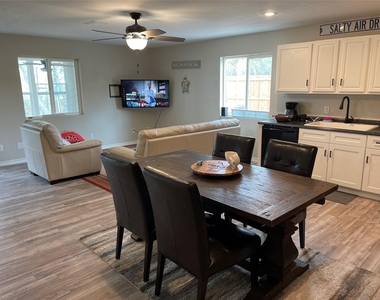 1016 Hardee Street - Photo Thumbnail 4