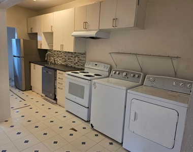1226 W Gray Street - Photo Thumbnail 1