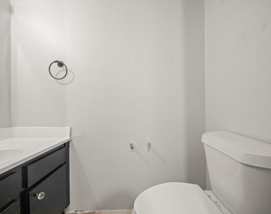 7119 Brendam Lane - Photo Thumbnail 6