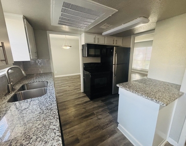 6200 W Tidwell Road - Photo Thumbnail 4