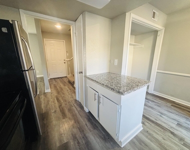 6200 W Tidwell Road - Photo Thumbnail 2