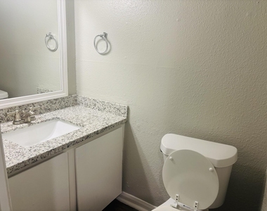 6200 W Tidwell Road - Photo Thumbnail 5