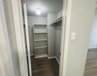 6200 W Tidwell Road - Photo Thumbnail 17