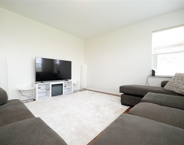 1203 Lavender Shade Court - Photo Thumbnail 9