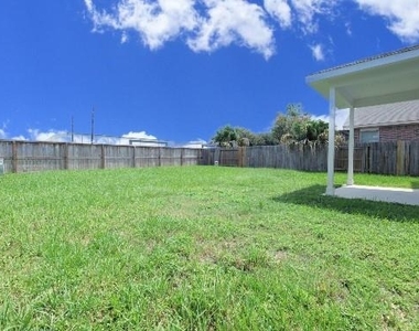 1203 Lavender Shade Court - Photo Thumbnail 35
