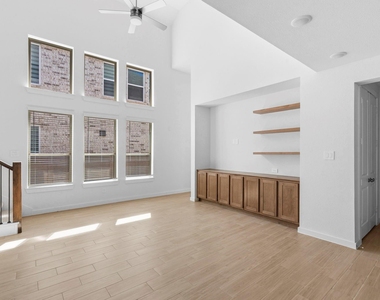 3353 City Heart Ave - Photo Thumbnail 14