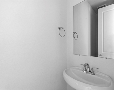 3353 City Heart Ave - Photo Thumbnail 11