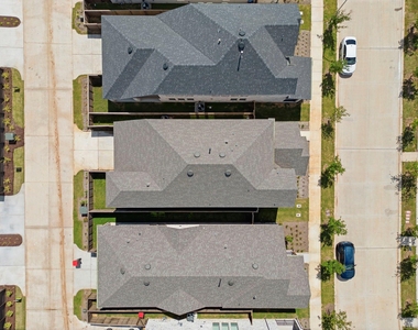 3353 City Heart Ave - Photo Thumbnail 3