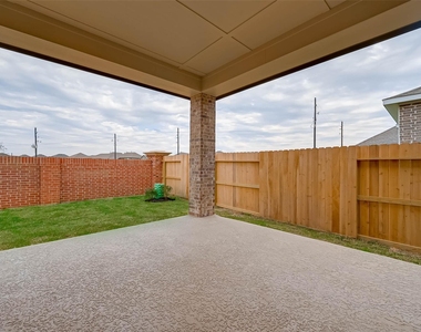 10707 Deer Path Drive - Photo Thumbnail 34