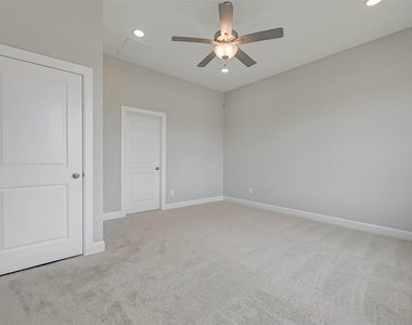 10707 Deer Path Drive - Photo Thumbnail 26