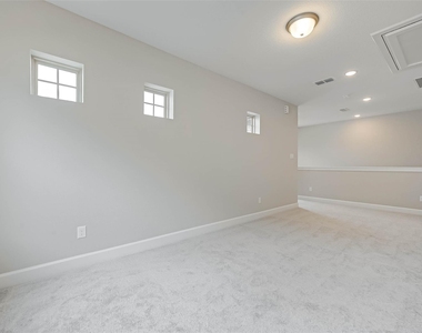 10707 Deer Path Drive - Photo Thumbnail 30