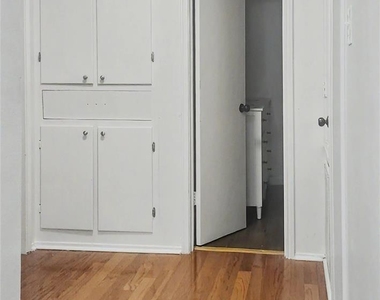 12913 Trail Hollow Drive - Photo Thumbnail 13