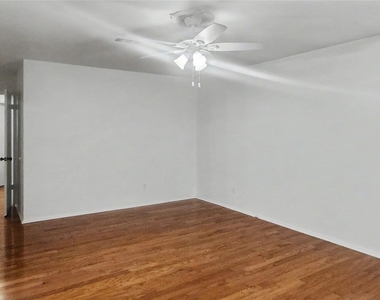 12913 Trail Hollow Drive - Photo Thumbnail 14