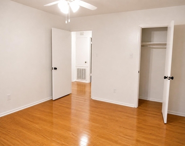 12913 Trail Hollow Drive - Photo Thumbnail 24