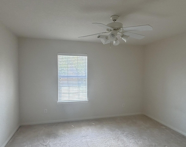 19538 Piney Lake Drive - Photo Thumbnail 25