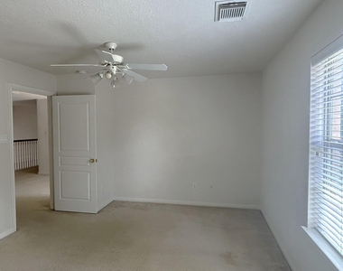 19538 Piney Lake Drive - Photo Thumbnail 24
