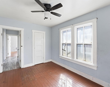 2420 Stevens Street - Photo Thumbnail 12