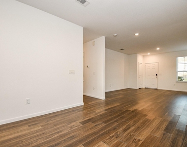 17867 Baleage Lane - Photo Thumbnail 7