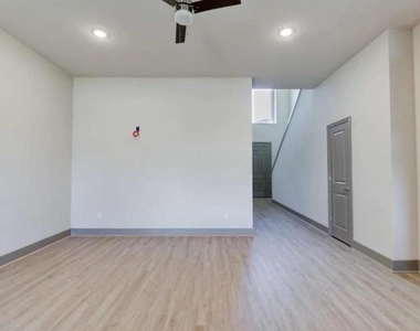 18620 Louetta Creek Drive - Photo Thumbnail 14