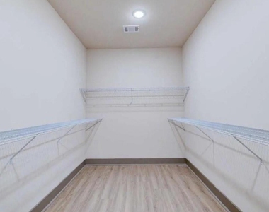 18620 Louetta Creek Drive - Photo Thumbnail 10
