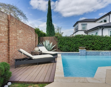 1826 Jade Hollow Lane - Photo Thumbnail 42