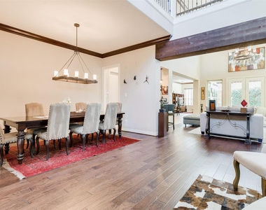 1826 Jade Hollow Lane - Photo Thumbnail 6