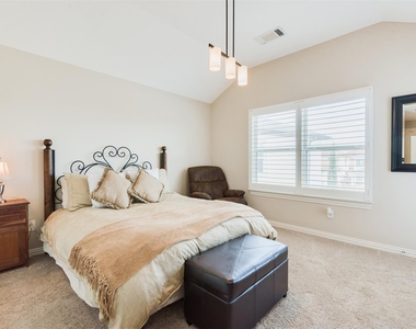 1826 Jade Hollow Lane - Photo Thumbnail 33