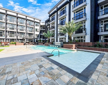 3800 Main Street - Photo Thumbnail 37