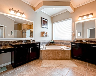 4311 Madera Creek Lane - Photo Thumbnail 28