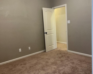 12250 La Strada Street - Photo Thumbnail 33