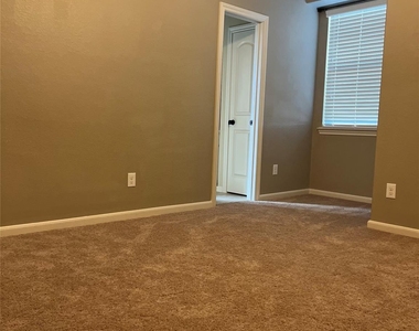 12250 La Strada Street - Photo Thumbnail 34
