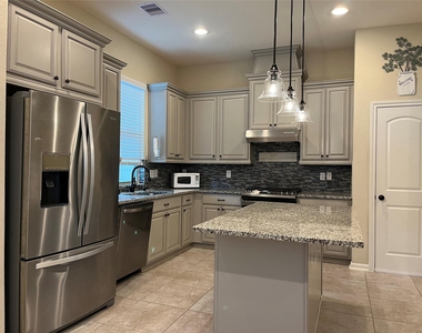 12250 La Strada Street - Photo Thumbnail 7