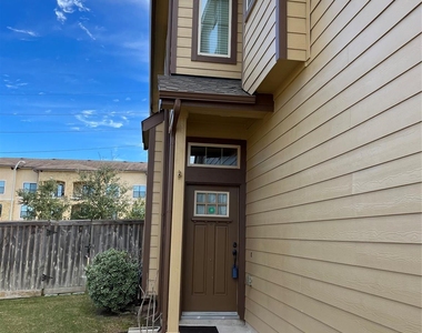 12250 La Strada Street - Photo Thumbnail 2
