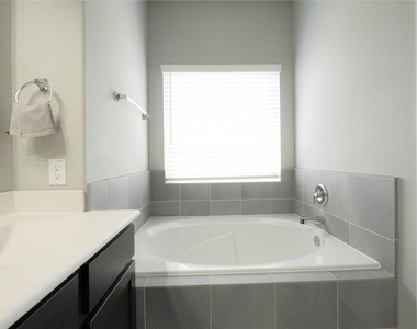 24238 Golden Fallow Drive - Photo Thumbnail 15