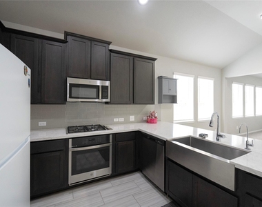 24238 Golden Fallow Drive - Photo Thumbnail 8