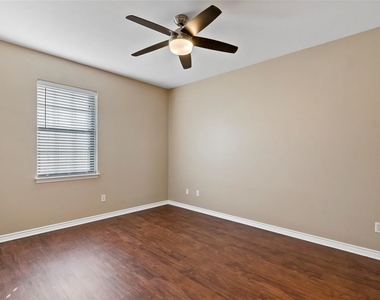 3338 General Parkway - Photo Thumbnail 14
