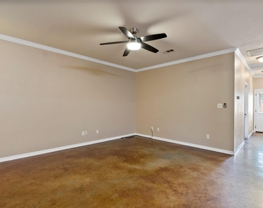 3338 General Parkway - Photo Thumbnail 4