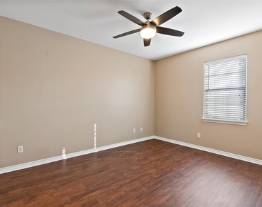 3338 General Parkway - Photo Thumbnail 12