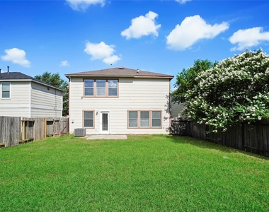 3610 Avalon Castle Drive - Photo Thumbnail 22