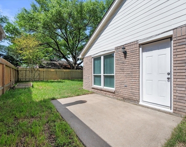 16311 Salinas Lane - Photo Thumbnail 24