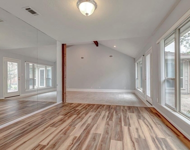 17 Wishbonebush Road - Photo Thumbnail 20