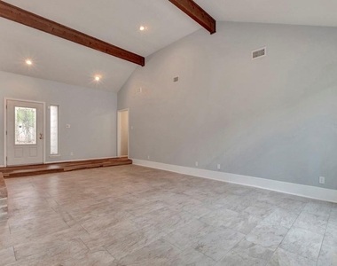 17 Wishbonebush Road - Photo Thumbnail 17