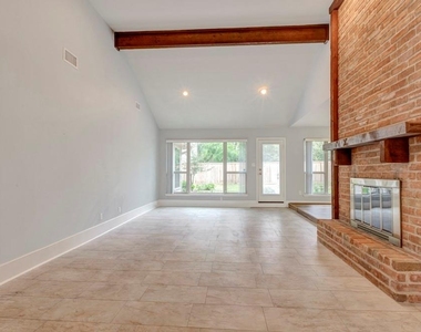 17 Wishbonebush Road - Photo Thumbnail 13